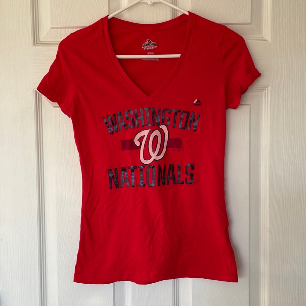 Washington Nationals V-neck tee